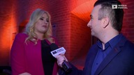 Elżbieta Romanowska kocha swój wygląd i olewa frustratów | Wideoportal