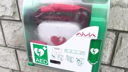 Ratujące życie defibrylatory AED.  Czy powinno ich być więcej w naszym mieście?