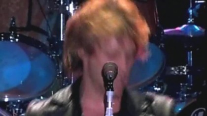 Bon Jovi - Rockin in the Free World (live in Osaka 2000)