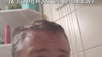 Sraken pierdaken #książulo #pizza #muala