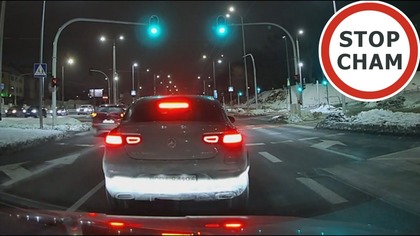 Agresja drogowa kierowcy Mercedesa w Gdyni #2149 Wasze Filmy