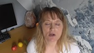 Jakie ON/ONA ukrywa emocje wobec mnie? Wybierz kartę 