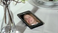 Nietypowa reklama telefonu komórkowego