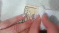 Jak podrabiają banknoty w Chinach