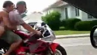 Nieudany popis na motorze