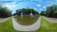 Fontanna na plantach w panoramie | #respect #india #insta360 #insta360onex2 #4k #5k