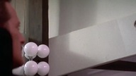 Człowiek, który spadł na ziemię - The Man Who Fell to Earth (1976)