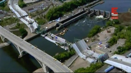 S03E01 Mayhem in Minneapolis