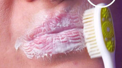 Ideal anti-aging beauty hacks for a youthful face Genius ways to fight a double chin and wrinkles with ease.