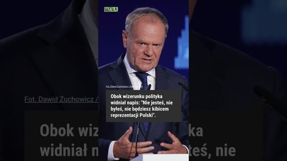 Tusk wygwizdany na stadionie w Kownie #tusk #news
