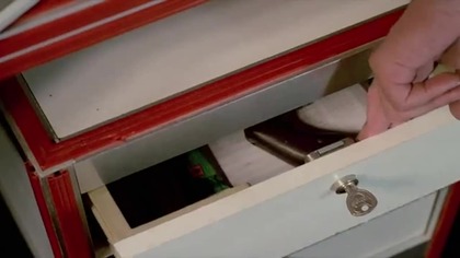 LES FUGITIFS.  - Uciekinierzy.  (1986) lektor