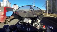Szaleńcza jazda motocyklem po ulicach Moskwy
