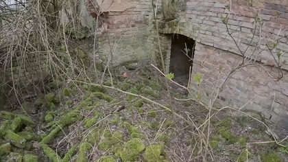 Nocleg w aucie w opuszczonej wsi całkowicie odciętej od świata!