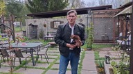 Chihuahua w ogrodzie * Tolek na inspekcji - 19. 04. 2026