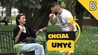 MASZ COŚ W KĄCIKACH UST