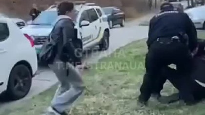 Łapanki mięsa armatniego na Ukrainie trwają.  Sieć jest zasypana takimi filmami.