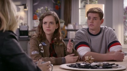 Zagadki rodziny Hunterów / Hunter Street - s01e19 - Prawie z powrotem