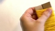 Kurczaczek z resztek włóczki na Wielkanoc.  Z pomponówJak zrobić?DIY #shorts #kurczak #wielkanoc