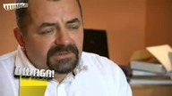 Jak inspektor budowlany ośmiesza się atakując ks.  Natanka z pomocą TVN