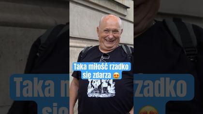  W świecie, gdzie wszystko zmienia się z dnia na dzień, oni wciąż są razem  po 56 latach małżeństwa, trzymają się za ręce, przytulają i kochają jak na początku. Ich historia to prawdziwa inspiracja i dowód na to, że miłość może być na całe życie.
SUBSKRYBUJ KANAŁ: https://www.youtube.com/channel/UCgPtAPMjueWjDUG25imAt_A?sub_confirmation1
 Wspieraj niezależne dziennikarstwo i pomóż nam się rozwijać:
 https://patronite.pl/Goniec
 https://www.youtube.com/channel/UCgPtAPMjueWjDUG25imAt_A/join
 Goniec -  to kanał informacyjno-publicystyczny. U nas zobaczysz: newsy, wywiady, sondy uliczne oraz bezkompromisowe reportaże - Tak mieszka Zbigniew Ziobro wyświetlono 800 tys., a materiał Iwona Wieczorek - ujawniamy całą prawdę ponad milion razy! To właśnie nasza redakcja ujawniła afery Dagmary Kaźmierskiej, Megakota czy Krzysztofa Rutkowskiego. 
 Na kanale Gońca obejrzysz takie programy jak Układ zamknięty Radka Grucy i Wojtka Mulika, czy Goniec Kryminalny Janusza Schwertnera.
 Wydarzenia, polityka, gospodarka, Sejm, newsy, debaty, konferencje, relacje na żywo, unikatowe shorts w tych tematach czujemy się najlepiej! 
 Wywiady z najbardziej znanymi postaciami polskiej sceny politycznej. Od Platformy Obywatelskiej, Lewicy, PiS, po Konfederację. Na naszej antenie regularnie goszczą tacy politycy jak Adam Bodnar, Radosław Sikorski, Krzysztof Kwiatkowski, Antoni Macierewicz, Krzysztof Bosak czy gen. Leon Komornicki.
 Zaobserwuj nasze profile:
 https://www.linkedin.com/showcase/goniec-pl/
 https://www.facebook.com/goniecpl
 https://www.instagram.com/goniec.pl/
 https://www.tiktok.com/@goniec.pl
 https://goniec.pl/

#miłość #sondauliczna #motywacja