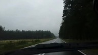 Niebezpieczne wyprzedzanie w złych warunkach atmosferycznych