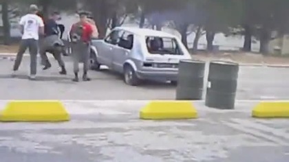 Samoch&oacute;d kontra czołg