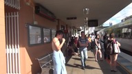 Dziwni kolesie w pociągu