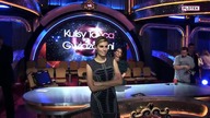 Agnieszka Popielewicz pozuje do zdjęć. A za jej plecami...[Plotek]