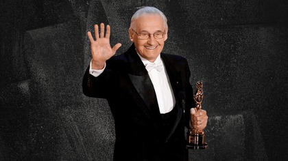 Polski reżyser Andrzej Wajda.  Z Andrzejem Wajdą rozmawia Alwida Bajor