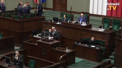 KIERWIŃSKI WPADŁ W SZAŁ I WTARGNĄŁ NA MÓWNICĘ WYZYWAĆ PIS OD HIEN POLITYCZNYCH!