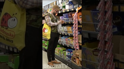 Janusz kupuje taniej wafelki bez opakowaniu