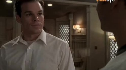 Sześć st&oacute;p pod ziemią - 01x08 - Skrzyżowane losy