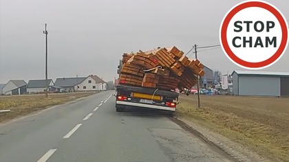Mistrz transportu.  Niedokładnie spięty ładunek i mogło dojść do tragedii #2174 Wasze Filmy