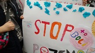 Ustka Protest dzieci i młodzieży przeciwko przemocy