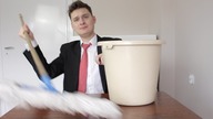 PRACA - Oczekiwania vs Rzeczywistość