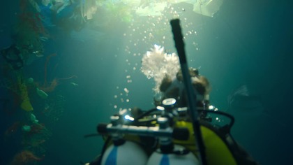 Under. Paris. 2024. MULTi. 1080p. NF. WEB-DL. x264-KiT