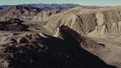 Niebo pełne gwiazd na dachu...  1968.  lektor.pl