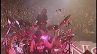 Bon Jovi - Livin On A Prayer (live - Tokyo 1988) (HQ)