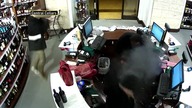 E-papieros wybucha w kieszeni mężczyzny