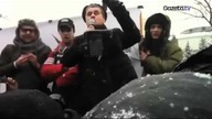 Janusz Palikot wziął bucha pod Sejmem