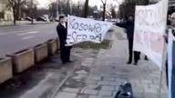 NR - 27 ZAPROSZENIE PRZED AMBASADĘ SERBII (3)