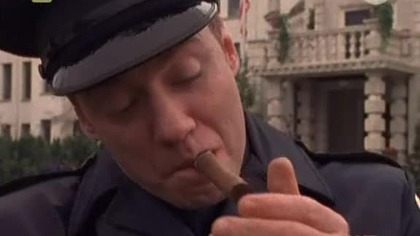 Akademia Policyjna S01E17 Ż&oacute;łw Komendanta Hefilfingera