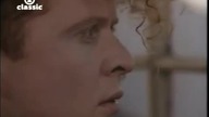 Simply Red - Holding Back The Years