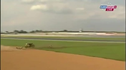 Potężna kraksa w Superbike