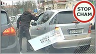 Wyrzucił papierosa na jezdnie, inny kierowca zwrócił mu go ... #1464 Wasze Filmy
