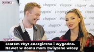 Cleo bardzo rzadko rozpuszcza włosy.  Ma doczepy?