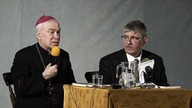 Przerywam zmowę milczenia - odważne wystąpienie abp.  Lengi