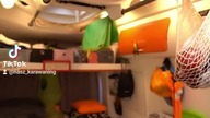 Kamper z karetki