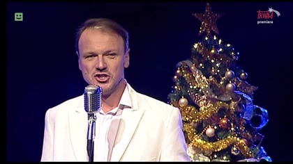 Damian Holecki - W żłobie leży