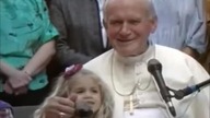 A czy papież lubi małe dziewczynki z warkoczykami - z warkoczykami albo bez warkoczyków , po co mam